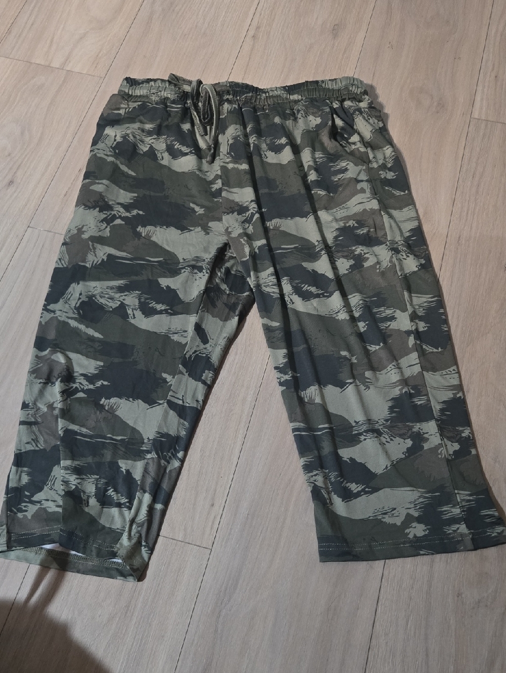 NEW Tarse Camo Drawstring Flowy Mid-calf Length Lounge Pants